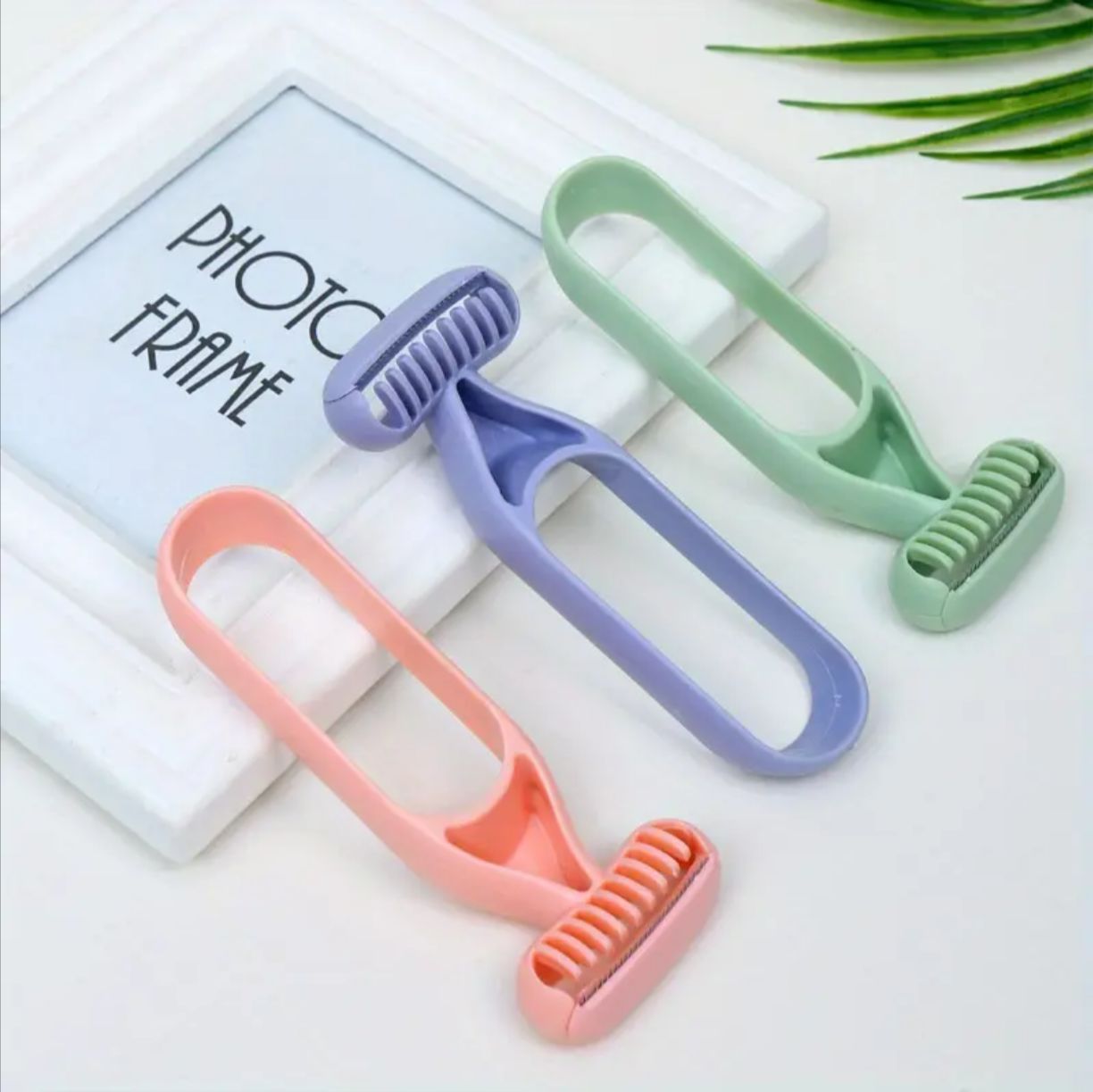 Imported™ Painless Reusable Razor For Men & Women [Buy 1 Get 1 Free] 🎁